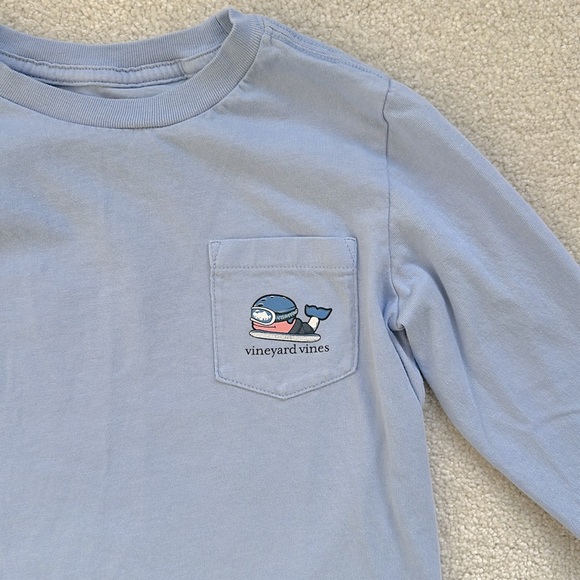 Vineyard Vines Other - Vineyard Vines Unisex Blue Long-Sleeve Snowboard Tee